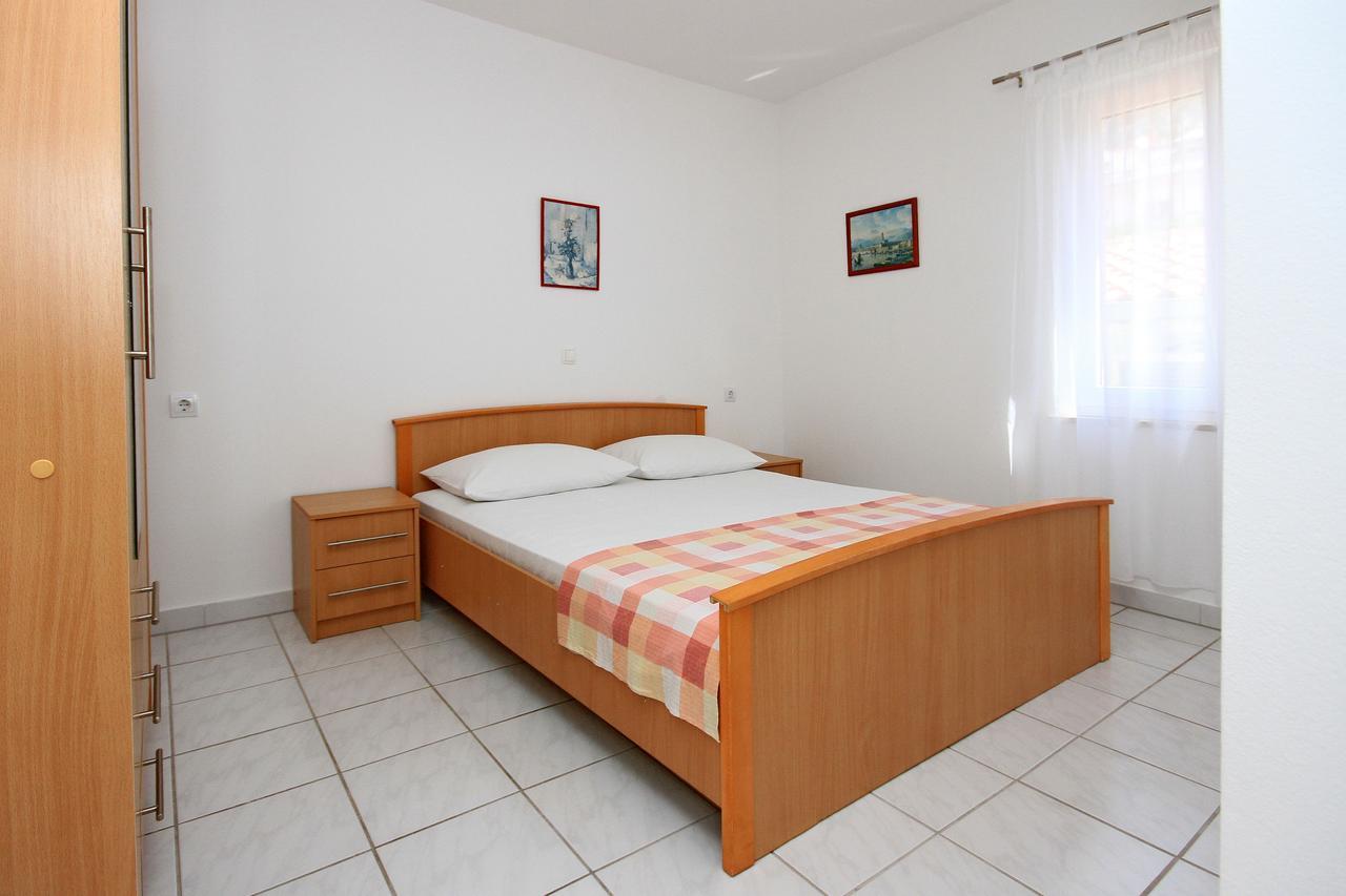 Villa Natalie Omiš Екстериор снимка