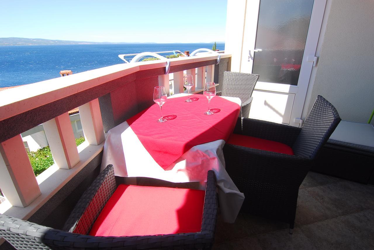 Villa Natalie Omiš Екстериор снимка