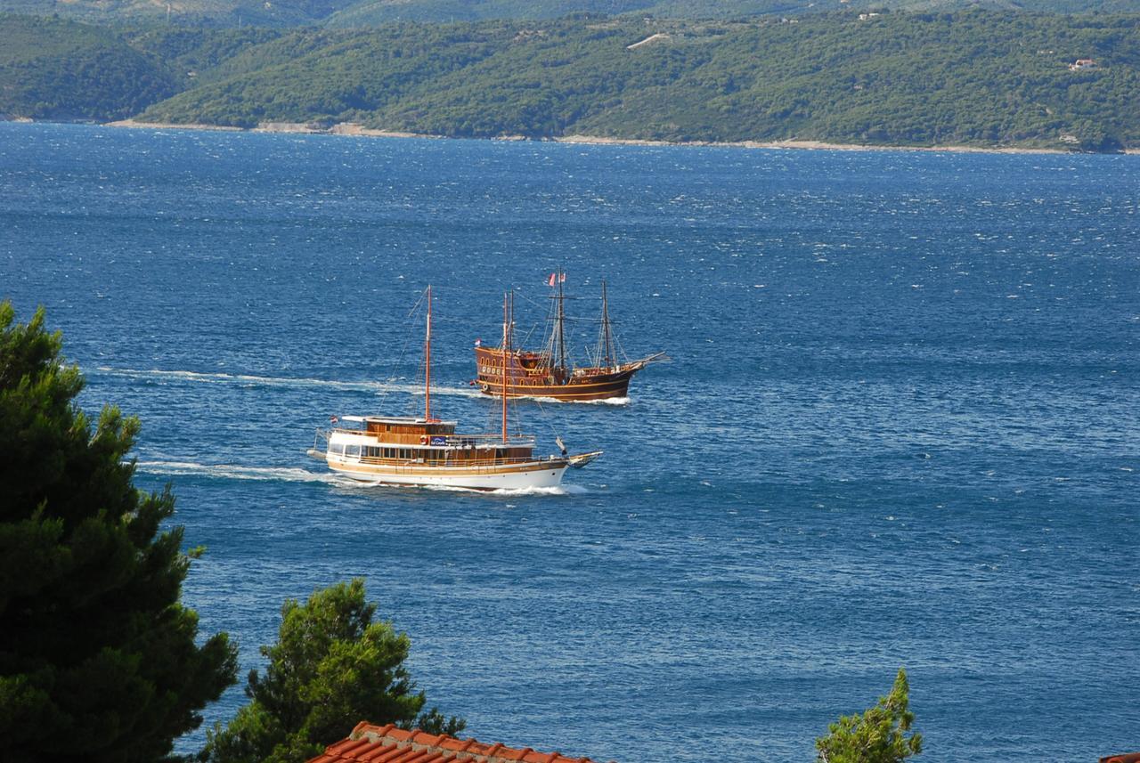 Villa Natalie Omiš Екстериор снимка