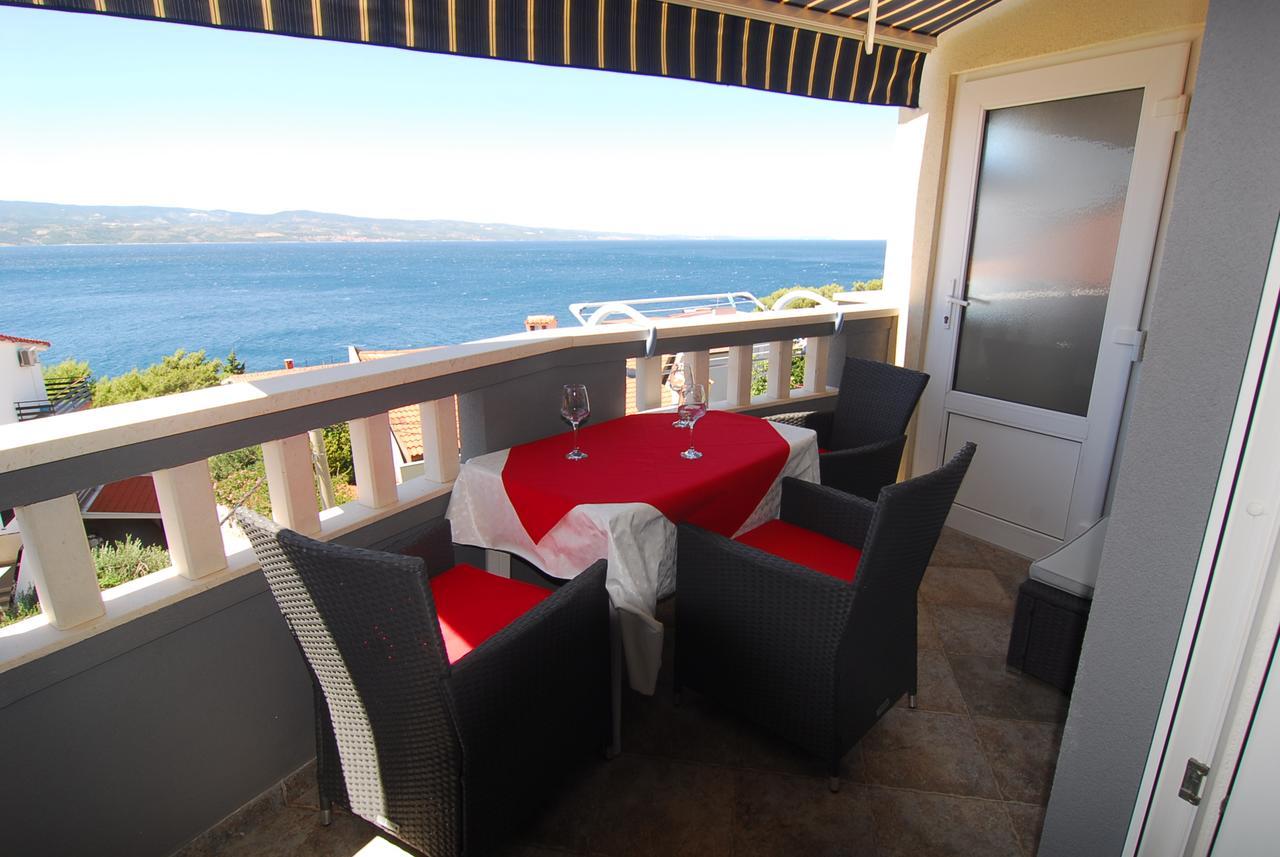 Villa Natalie Omiš Екстериор снимка