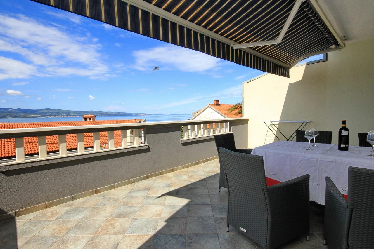 Villa Natalie Omiš Екстериор снимка