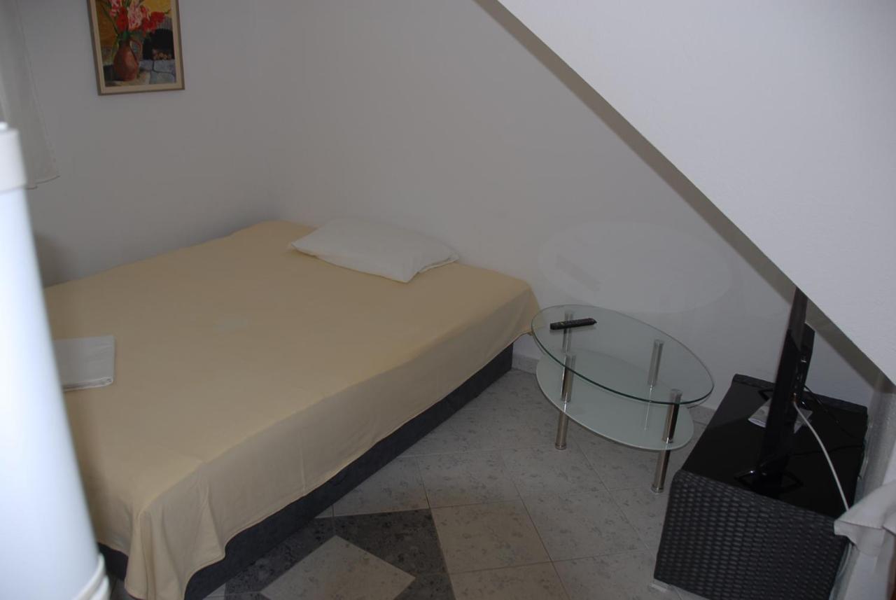 Villa Natalie Omiš Екстериор снимка